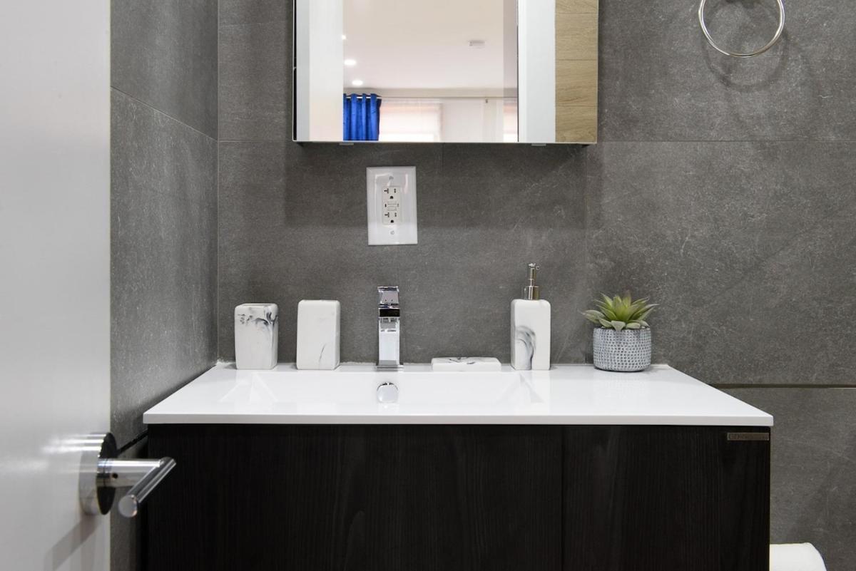1597-5 New Prime Ues W&d In Unit * New York